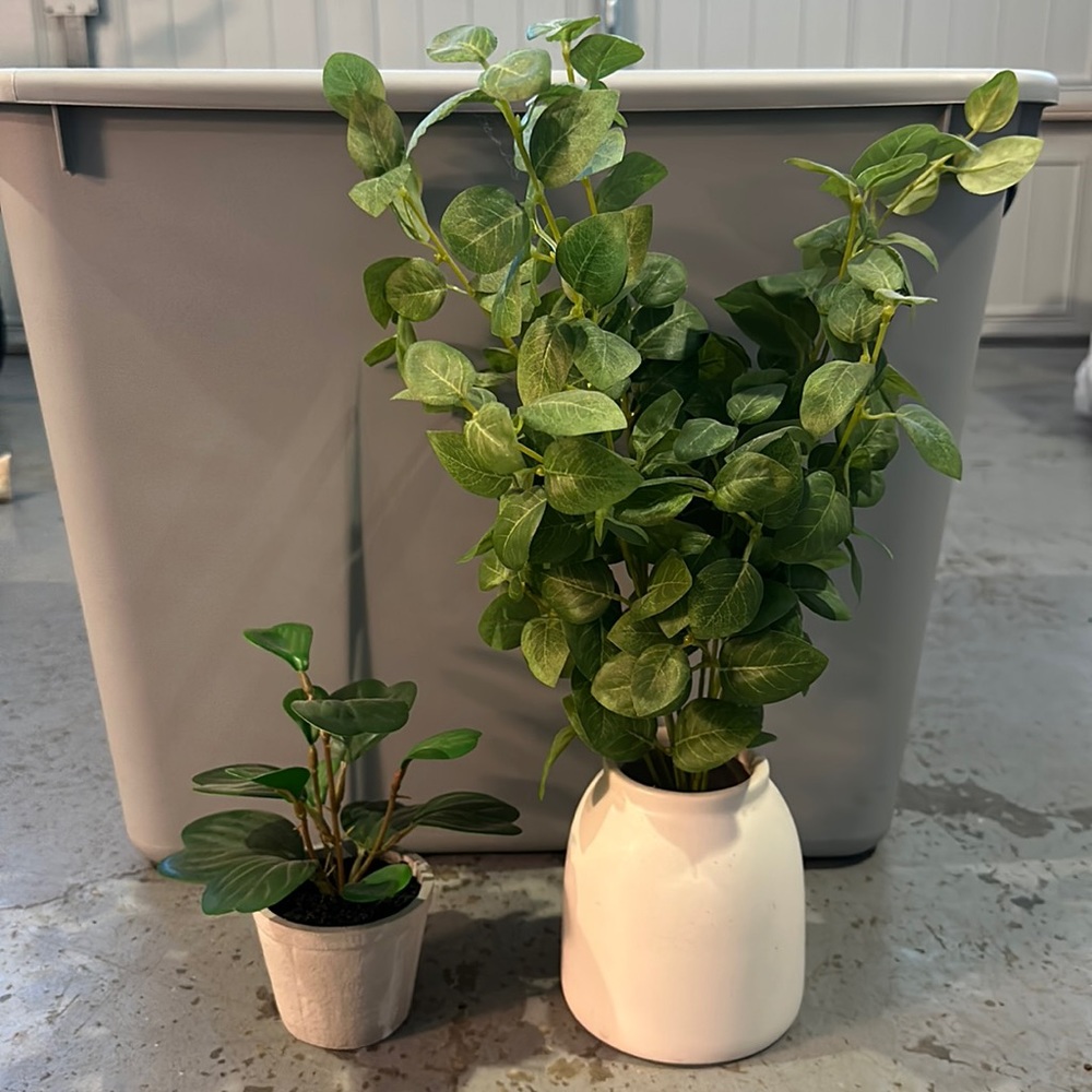 Set of two artificial plants